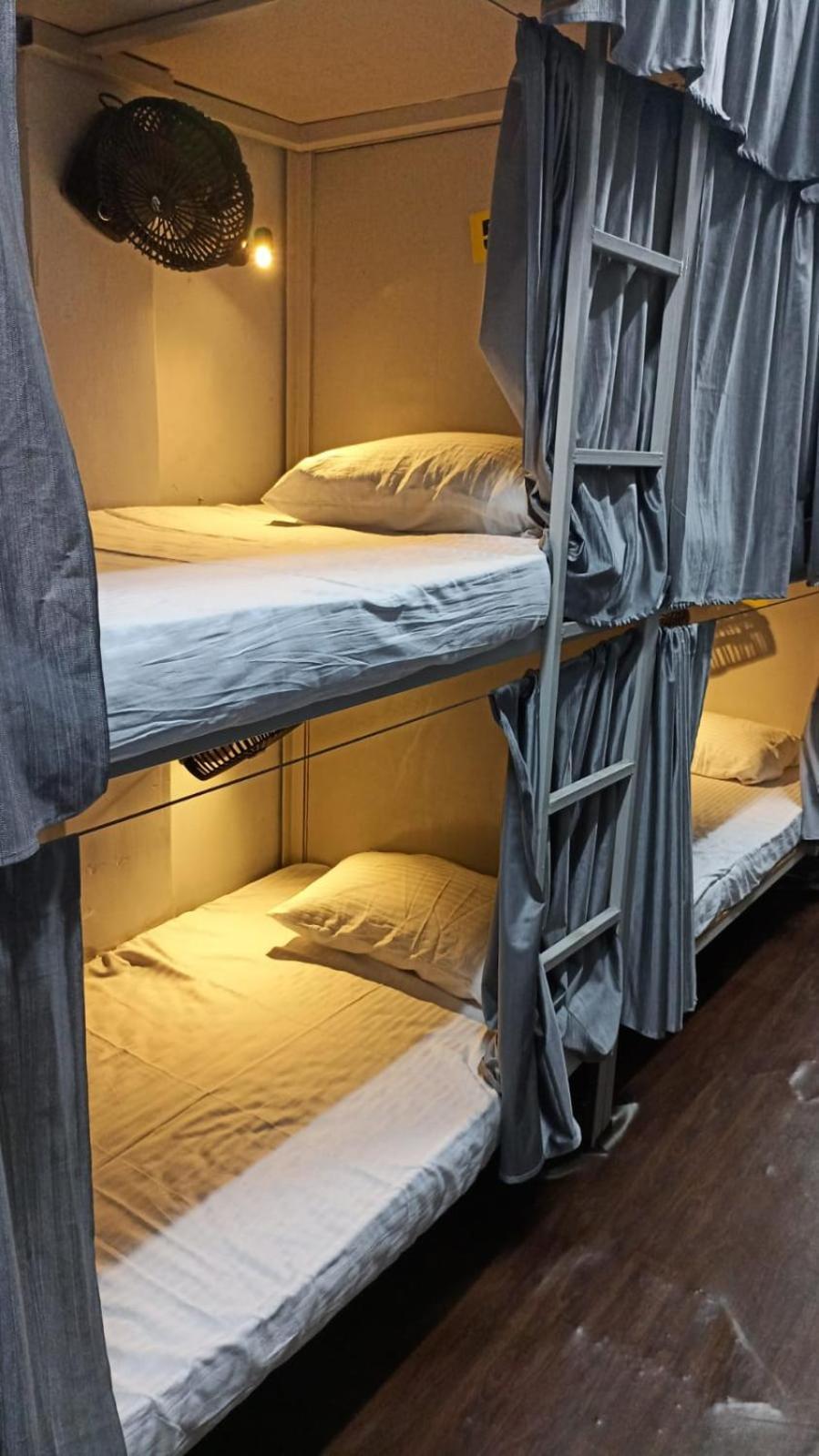 Saffron Dormitory Goregaon East Mumbai Dış mekan fotoğraf